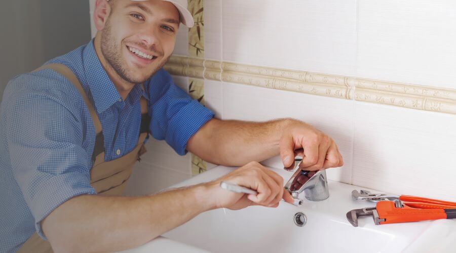 Handle or spout repair in Saint Albans, NY